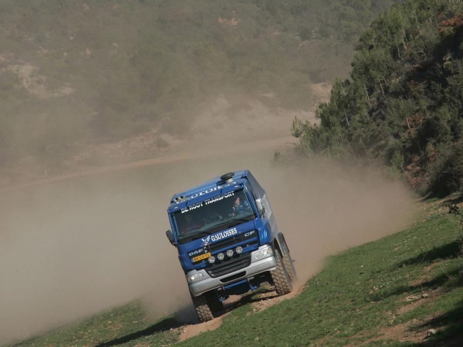  DAF CF Rally Truck 2002 года  (фото 4 из 10)